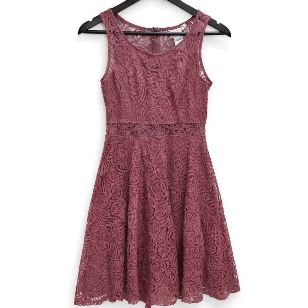 American Rag Rose Lace Overlay Sleeveless Lined Dress Junior Size Sm